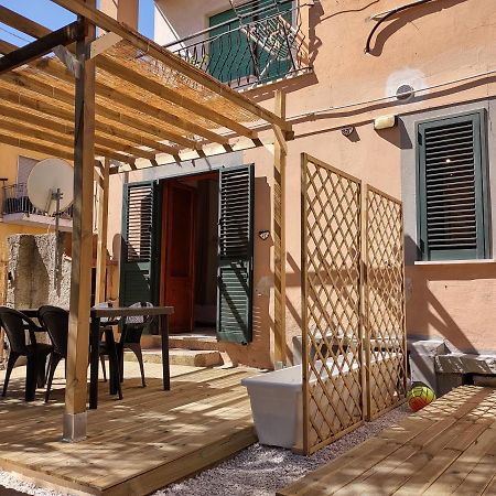 Appartamento Corallo With Private Garden Olbia Zewnętrze zdjęcie